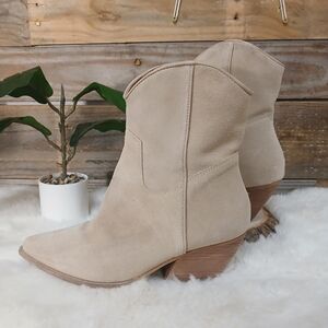 Steve Madden Western Booties